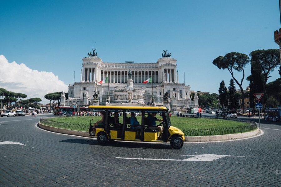 Rome: City Highlights Tour by Electric Golf Cart - From Piazza Colonna to the Trevi Fountain