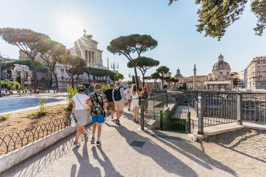 Rome: City Highlights Walking Tour - Trevi Fountain after sunset
