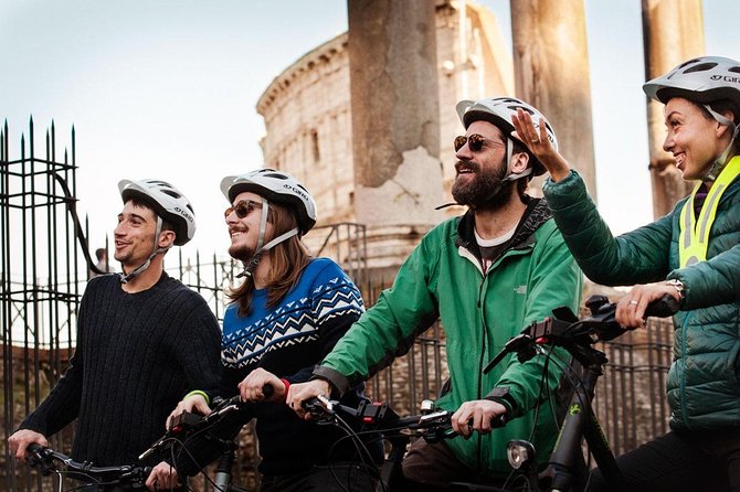 Rome City Small Group Bike Tour with quality Cannondale EBike - Piazza del Popolo and Villa Borghese