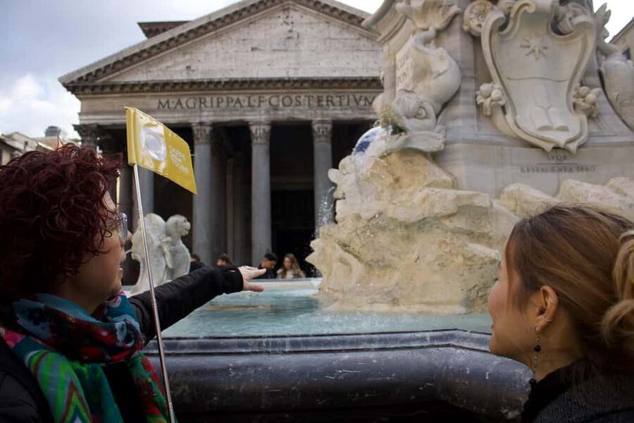 Rome: City Walking Tour in English or Spanish - Why this short Rome walk works well