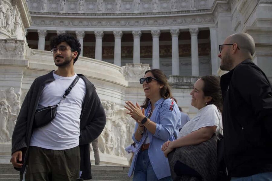 Rome: City Walking Tour in English or Spanish - Finishing near Piazza Navona or the Colosseum