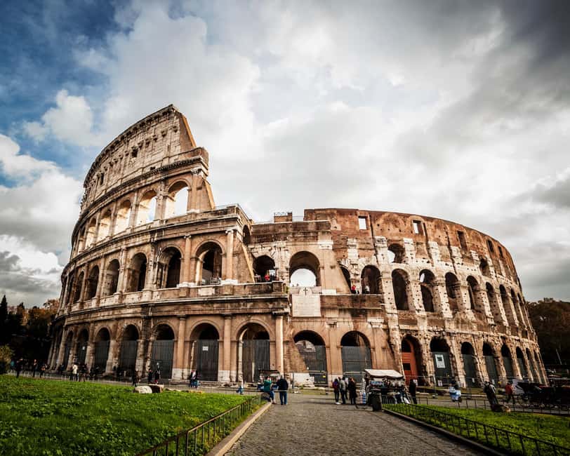 Rome: Colosseum Arena Floor, Roman Forum & Palatine Tour - The first and second tiers reveal Roman social order