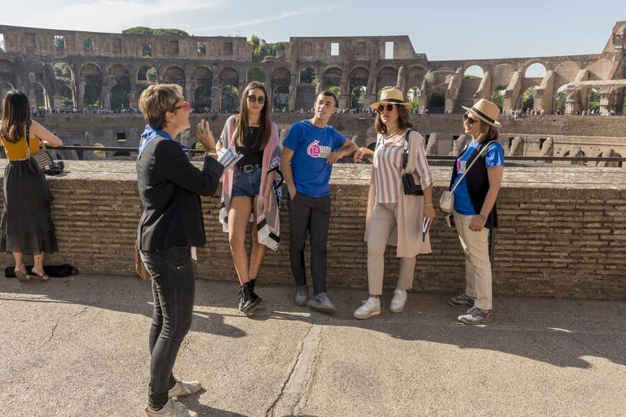 Rome: Colosseum Experience with Host and Audio Guide - Using the audio guide without frustration