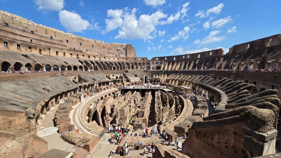 Rome: Colosseum Express Tour and Roman Forum Access - Meeting near the Colosseo Metro