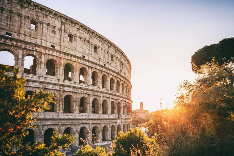 Rome: Colosseum Express Tour with Forum & Palatine Access - Walking through the Roman Forum