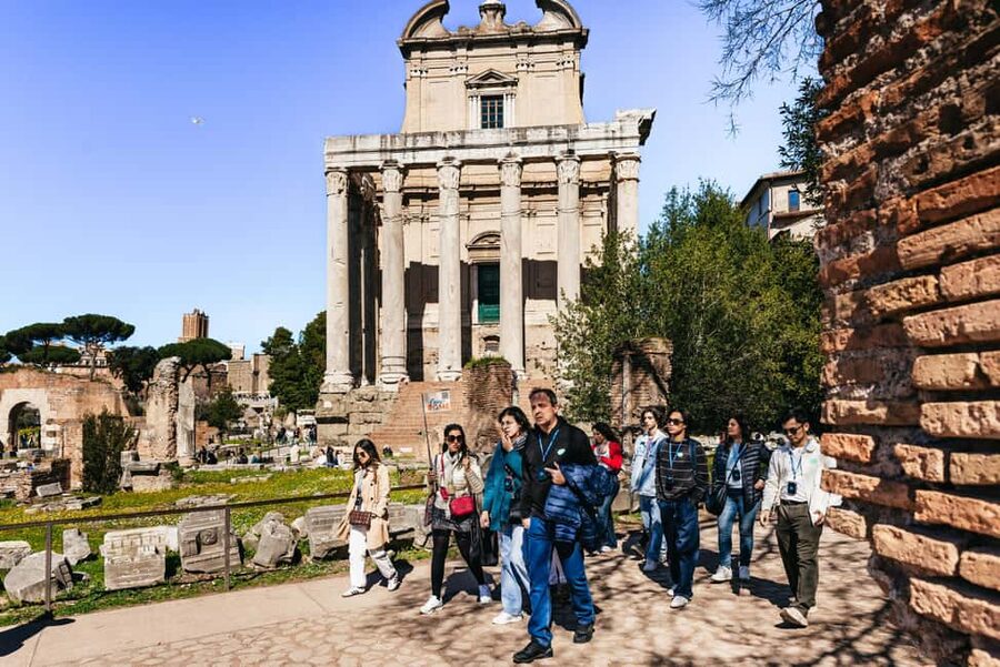 Rome: Colosseum, Forum & Palatine Hill Tour & Optional Arena - Key points to know before booking