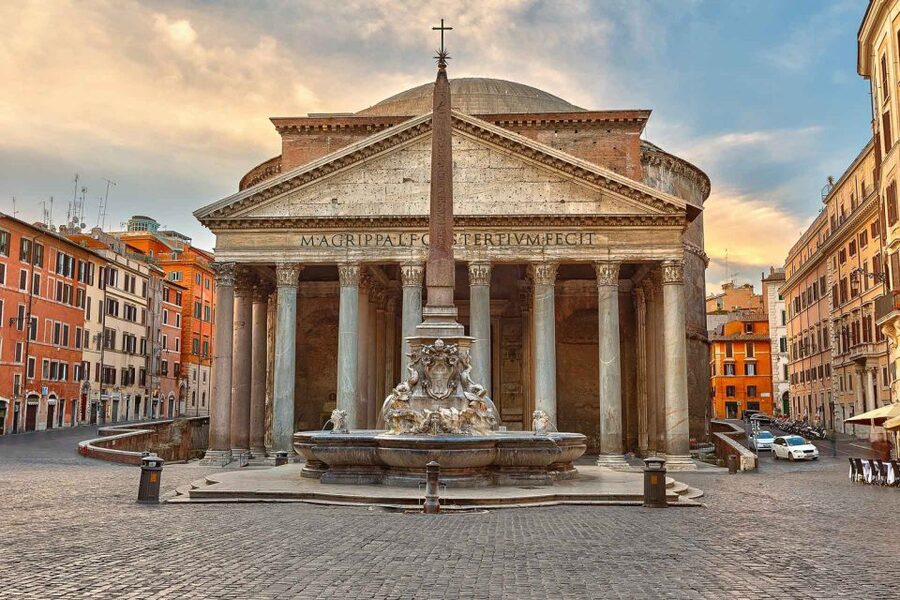 Rome: Colosseum & Forum Small Group Tour with Palatine Hill - Guides, headsets, and the value of the small group