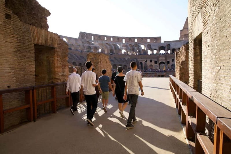 Rome: Colosseum Gladiator's Arena and Roman Forum Tour - Choosing between audio freedom and a private guide