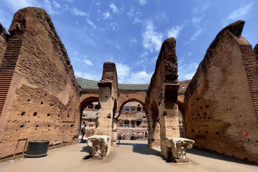 Rome: Colosseum Guided Tour with Entry Tickets - From Arena Design to Ancient Social Order