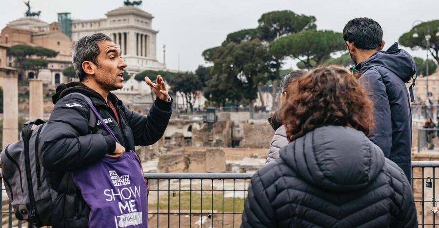 Rome: Colosseum, Palatine Hill & Roman Forum Guided Tour - Who should book this tour?