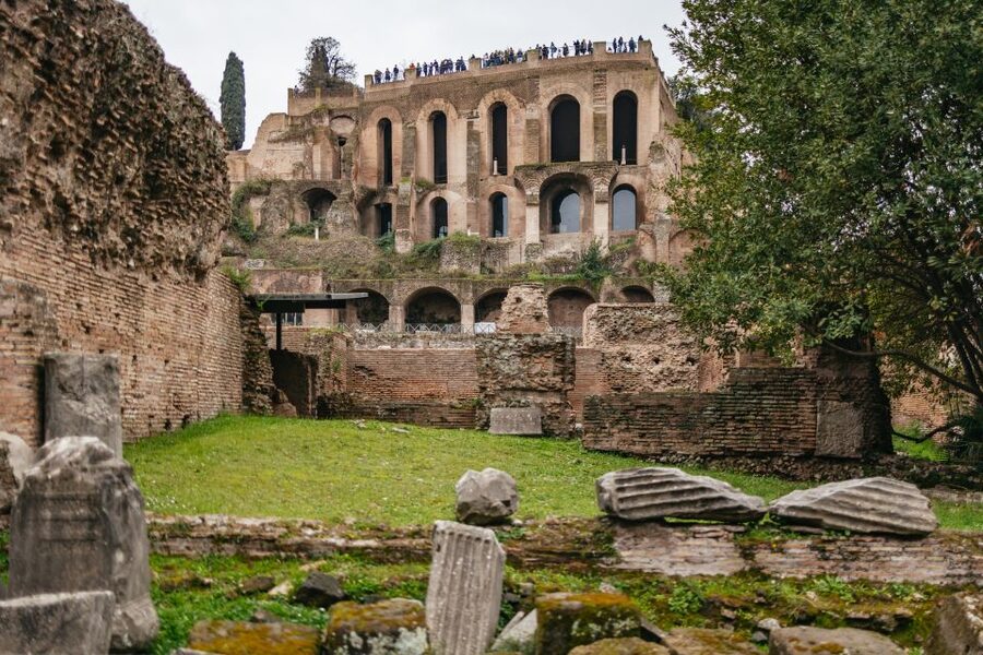 Rome: Colosseum, Palatine Hill & Roman Forum Guided Tour - Practical advice for a smoother visit