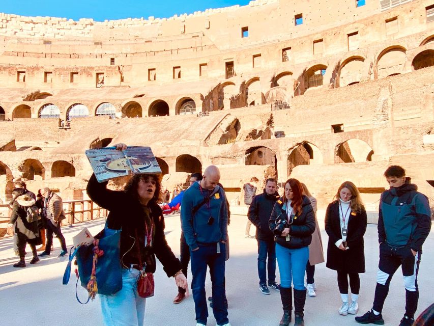 Rome: Colosseum, Roman Forum, and Palatine Hill Ancient Tour - Palatine Hill and the view over ancient Rome