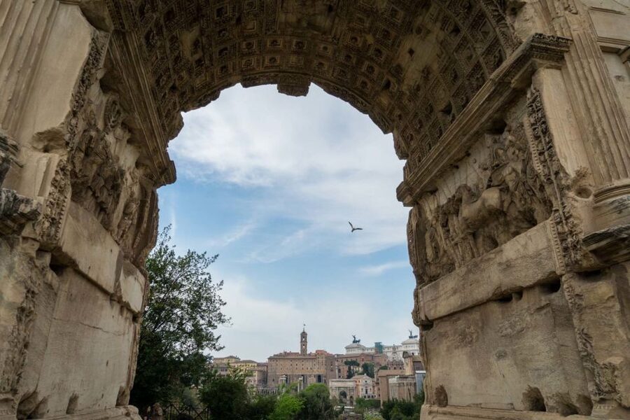 Rome: Colosseum, Roman Forum and Palatine Hill Group Tour - Temple of Julius Caesar and the Story of His Cremation