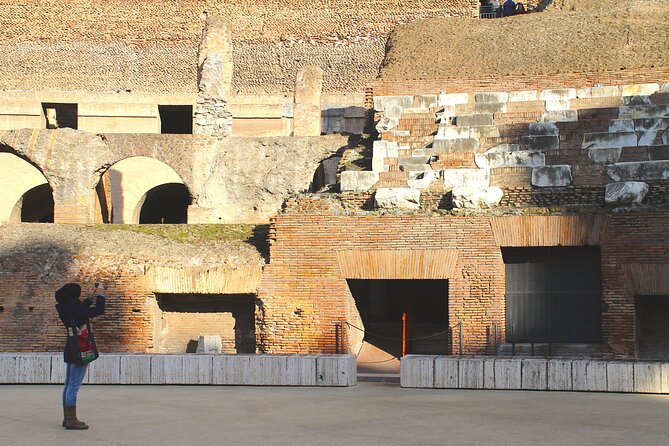 Rome: Colosseum, Roman Forum and Palatine Hill Private Tour - Reading the Roman Forum in 45 minutes