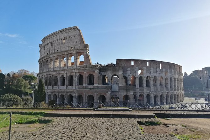 Rome: Colosseum, Roman Forum and Palatine Hill Private Tour - What the $514.93 group price really means
