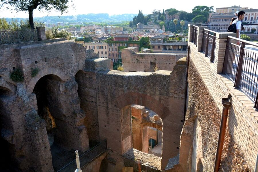 Rome: Colosseum & Roman Forum Guided Tour - Should you book the Colosseum and Roman Forum tour?