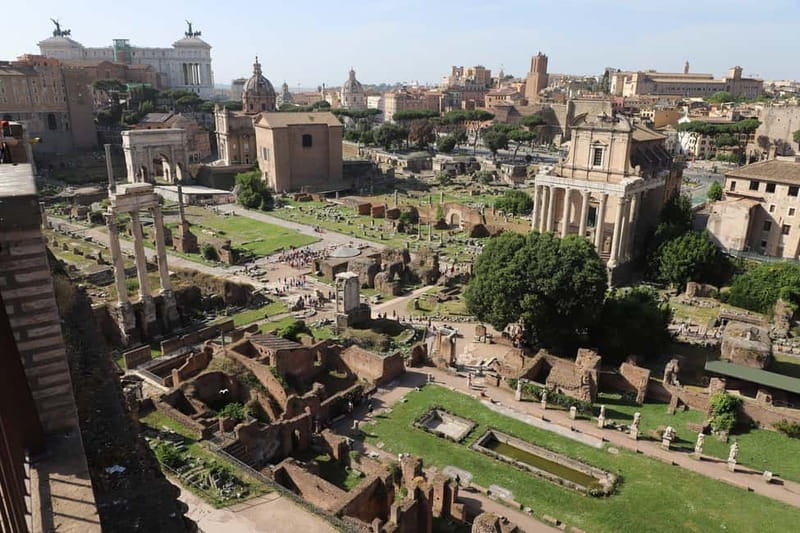 Rome: Colosseum & Roman Forum Guided Tour - What the three-hour format feels like