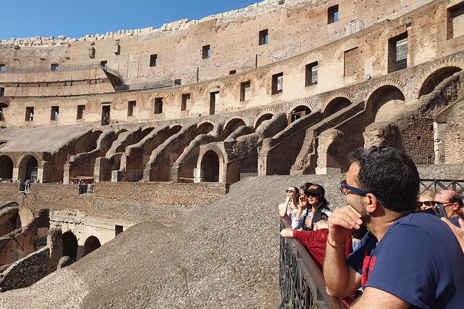 Rome: Colosseum, Roman Forum & Palatine Hill Experience - Entering the Colosseum and choosing your route