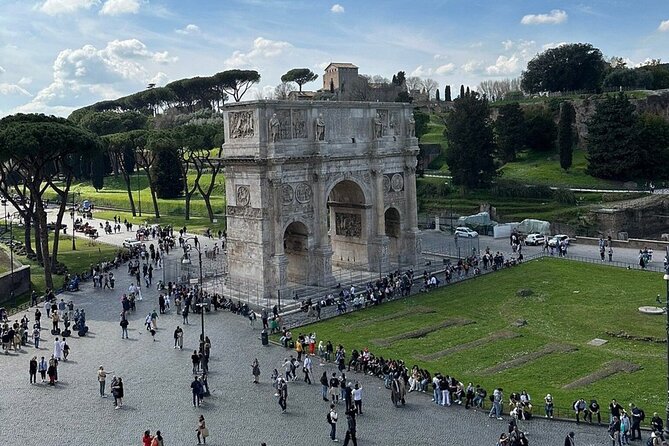 Rome: Colosseum, Roman Forum & Palatine Hill Visit + Audio Guide - Palatine Hill: views and a slower Roman afternoon