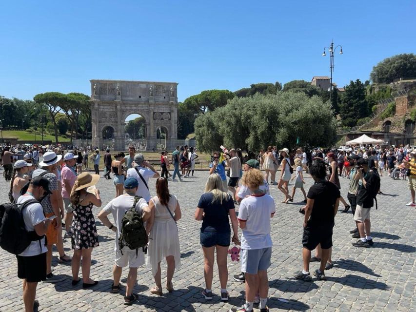 Rome: Colosseum, Roman Forum & Trajan's Market Exterior Tour - Trajan’s Column and Markets