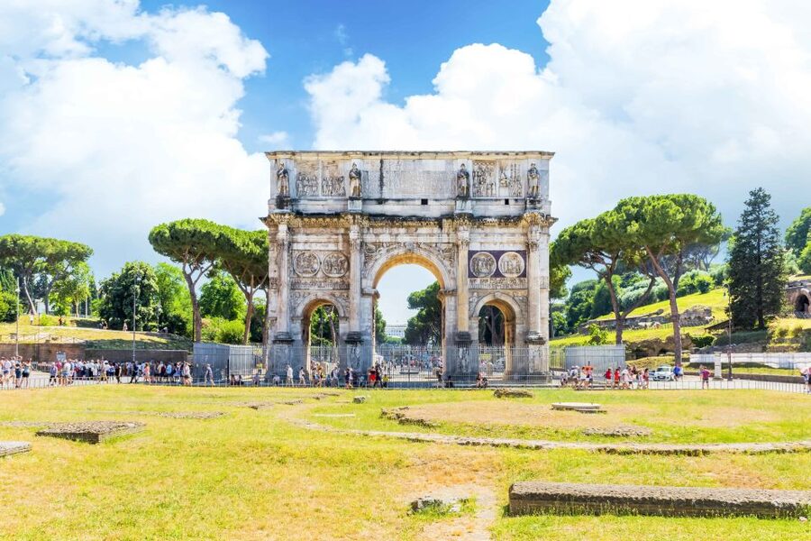 Rome: Colosseum Underground, Arena & Forum Tour - What the guide adds to the experience