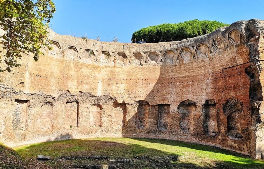 Rome: Domus Aurea Guided Group Tour - The rooms, vaults, and surviving frescoes