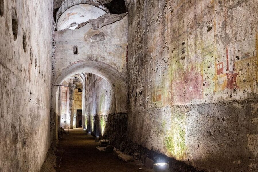 Rome: Domus Aurea Guided Group Tour - The VR reconstruction is more than a gimmick