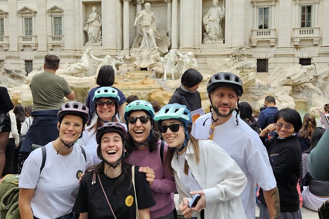 Rome E-Bike Tour with a Local! Top Attractions & Hidden Gems! - Piazza Venezia and the Vittoriano