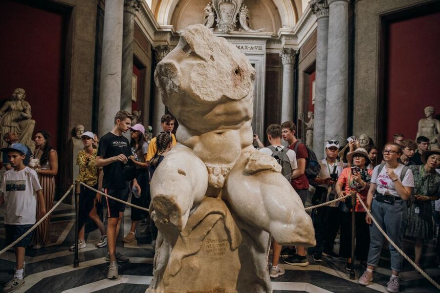 Rome: Early-Morning Vatican Museums and Sistine Chapel Tour - Through the Vatican Museums in about two hours