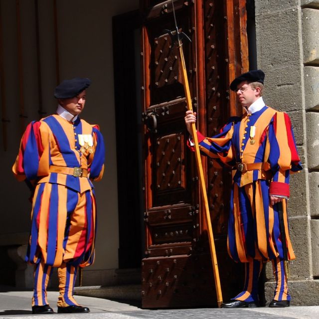 Rome: Escorted Papal Audience Experience with Entry Ticket - Who should book this experience