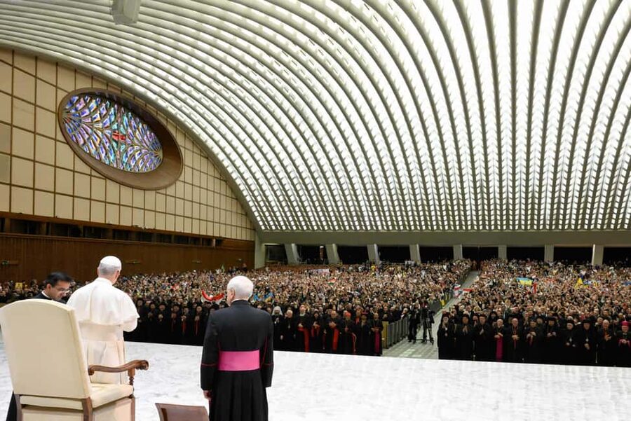 Rome: Escorted Papal Audience Experience with Entry Ticket - Practical clothing, bags, and timing advice