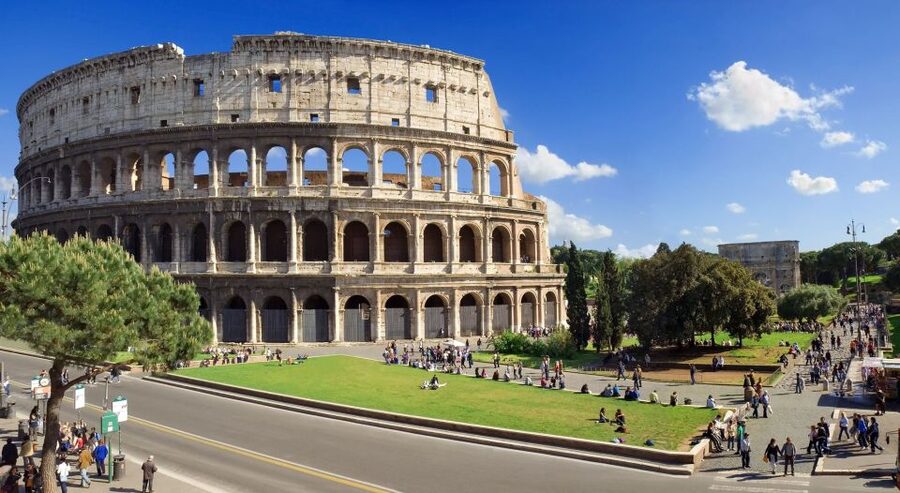 Rome: Exclusive Colosseum Underground and Roman Forum Tour - Twenty minutes through the main Colosseum