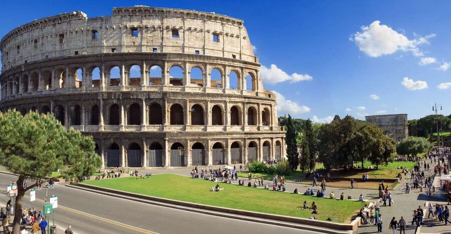 Rome: Exclusive Colosseum Underground and Roman Forum Tour - Starting at Caffè Roma with a tiny group