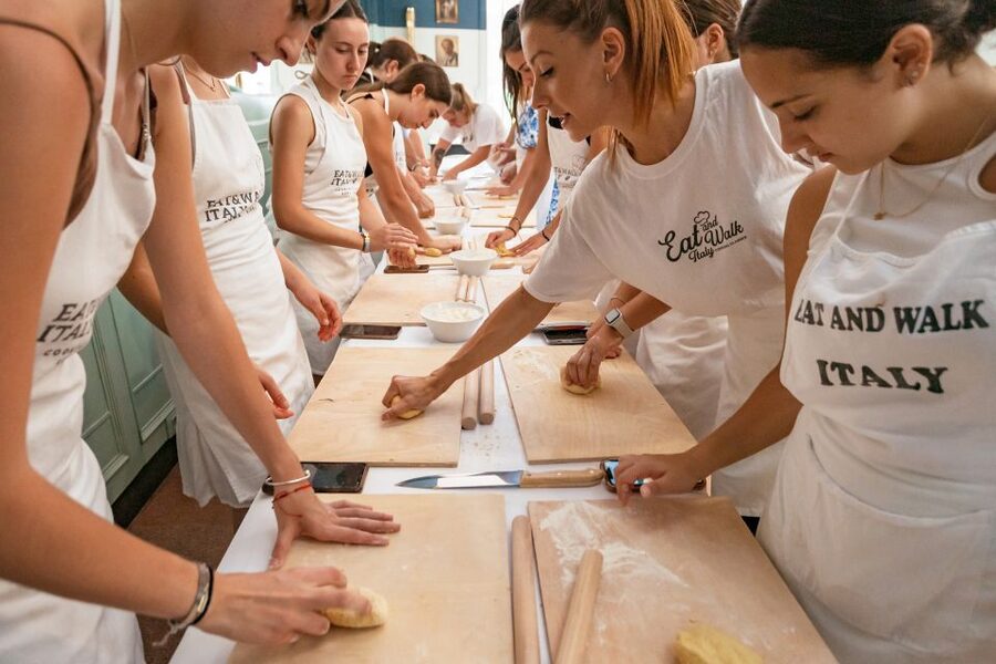 Rome: Fettuccine and Tiramisu Cooking Class with Wine - Sitting down to eat your own work