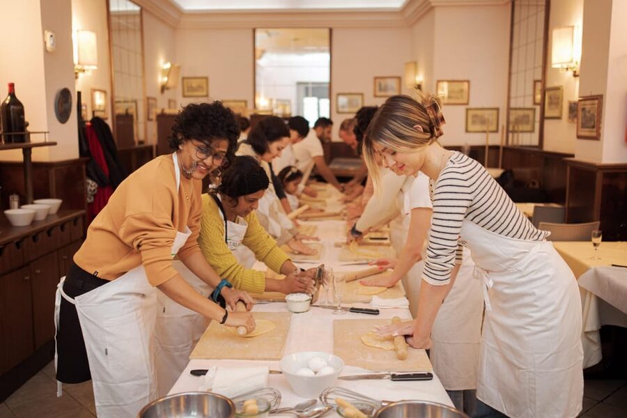 Rome: Fettuccine Pasta Cooking Class in Rome's City Center - Mixing and shaping the fettuccine