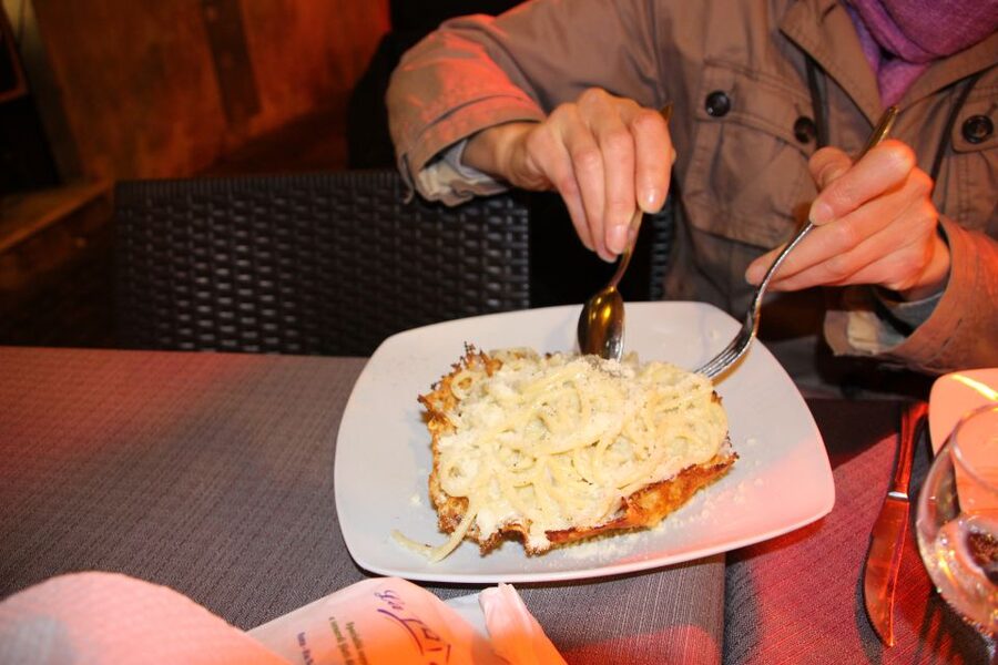 Rome: Food Tour and Wine Tasting in a Traditional Trattoria - Gelateria Gunther and the final sweet course