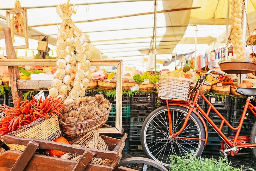 Rome: Food Tour with Market Visit - La Nicchia Cafe and the specialty food tasting