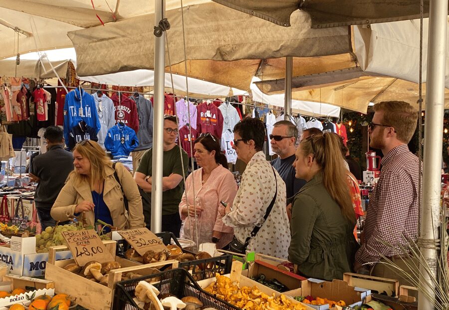 Rome: Food & Wine Tour of Campo de Fiori, Ghetto, Trastevere - The guides make the difference