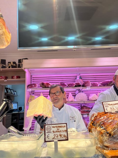 Rome: Food & Wine Tour of Campo de Fiori, Ghetto, Trastevere - Practical details for a comfortable walk