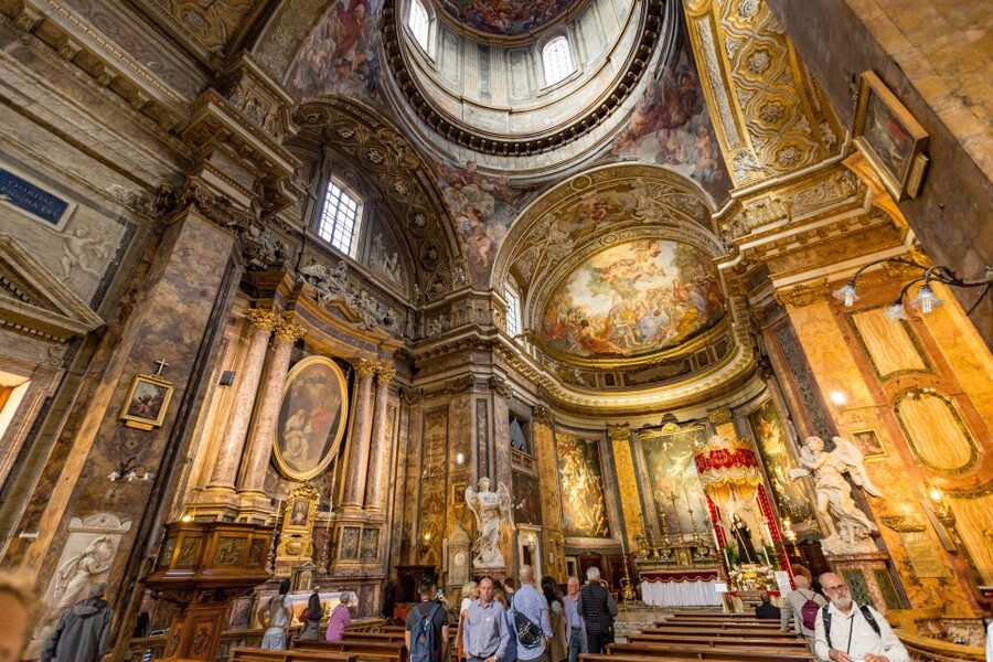 Rome: Fountains and Squares Small-Group Walking Tour - Inside the Pantheon