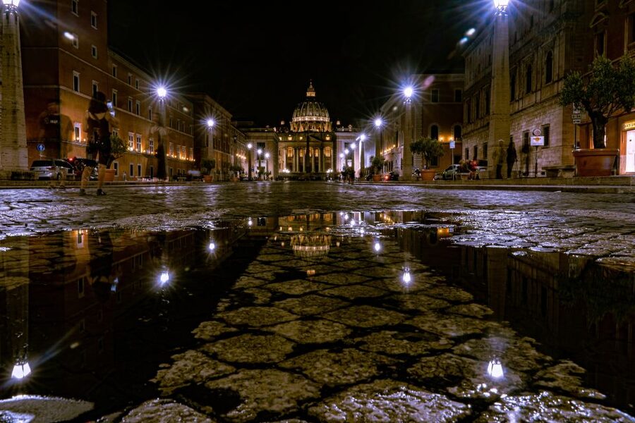 Rome: Ghostly Nighttime Walking Tour - Castel Sant’Angelo and the final stretch