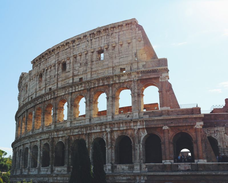 Rome: Guided Colosseum Tour with Arena Entrance - Choosing between one hour and 2.5 hours
