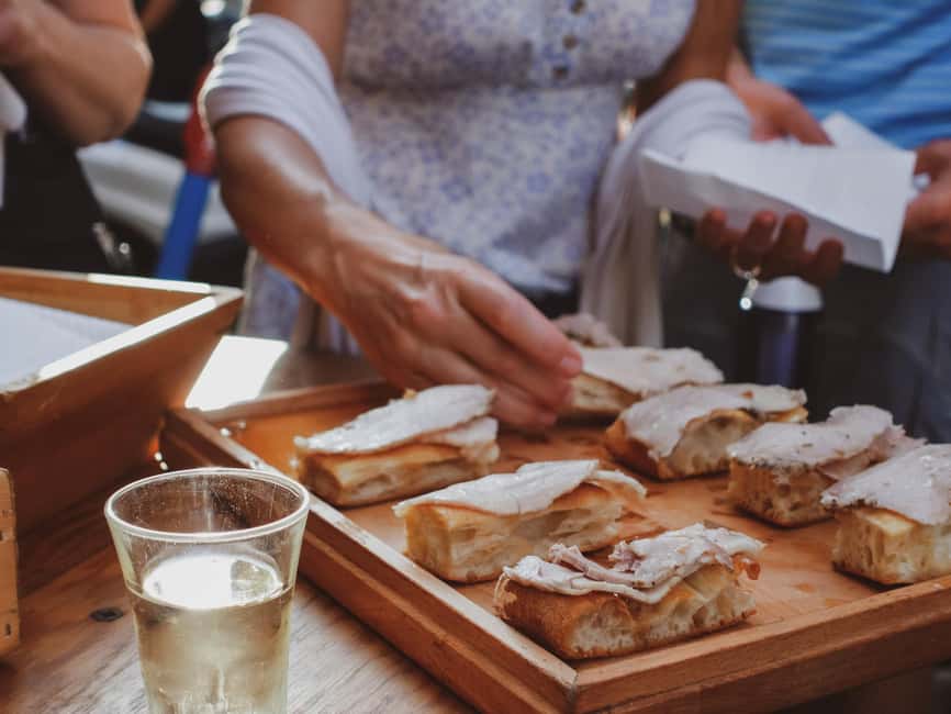 Rome: Guided Food Tour in Trastevere - Spirito di Vino: the main meal and the evening’s centerpiece