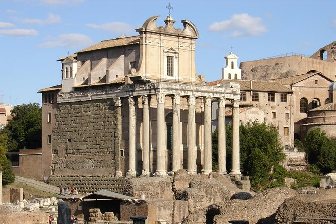 Rome: Guided Group Tour of Colosseum, Roman Forum & Palatine Hill - Meeting at Largo Gaetana Agnesi