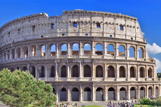 Rome: Guided Group Tour of Colosseum, Roman Forum & Palatine Hill - Guide quality, headsets, and group size