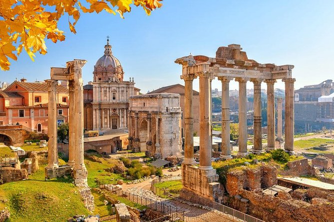 Rome: Guided Group Tour of Colosseum, Roman Forum & Palatine Hill - Entering the Colosseum
