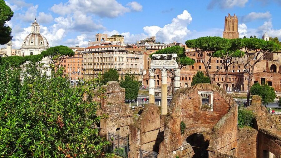 Rome: Guided Tour of Colosseum, Roman Forum & Palatine Hill - Practical preparation for a smoother visit