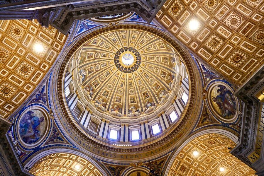 Rome: Guided Tour of St. Peter's Basilica with Dome Climb - The security queue is part of the experience