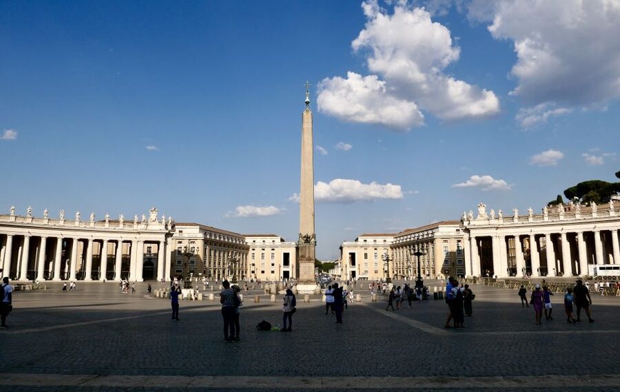 Rome: Guided Tour of St. Peter's Basilica with Dome Climb - Small groups, private tours, and guide quality
