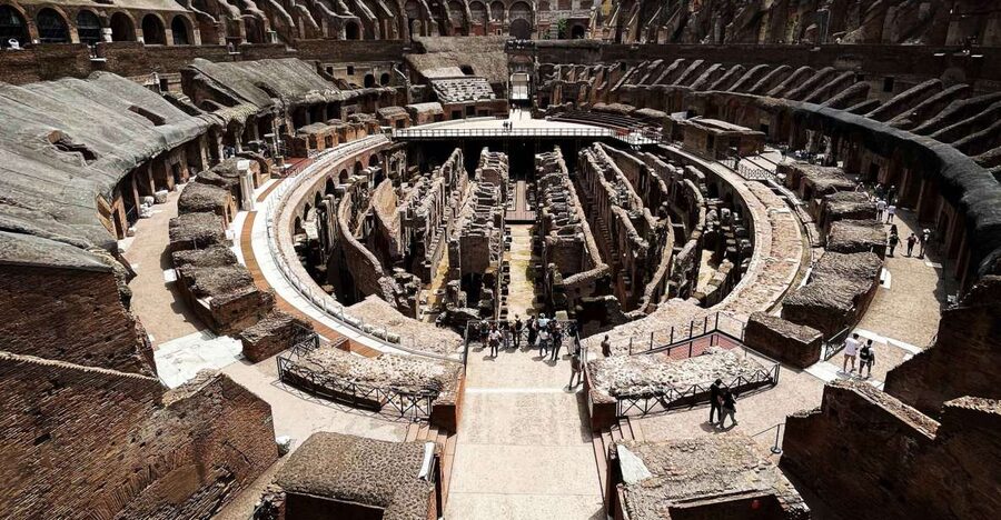 Rome: Guided Tour of the Colosseum - Entering the Colosseum without the worst queue